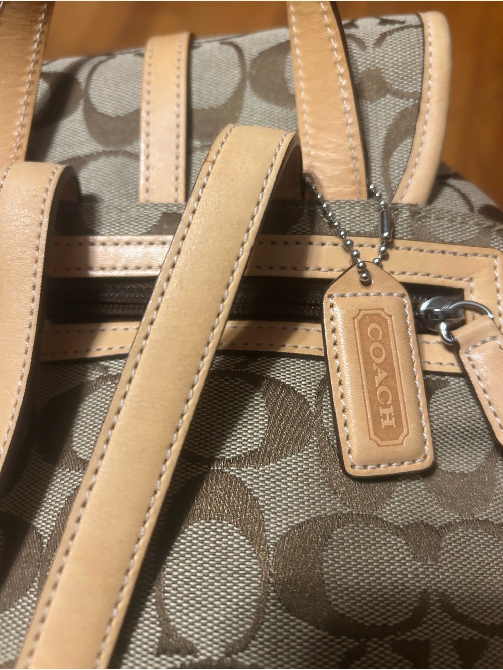Coach backpack - Picture 2 of 3